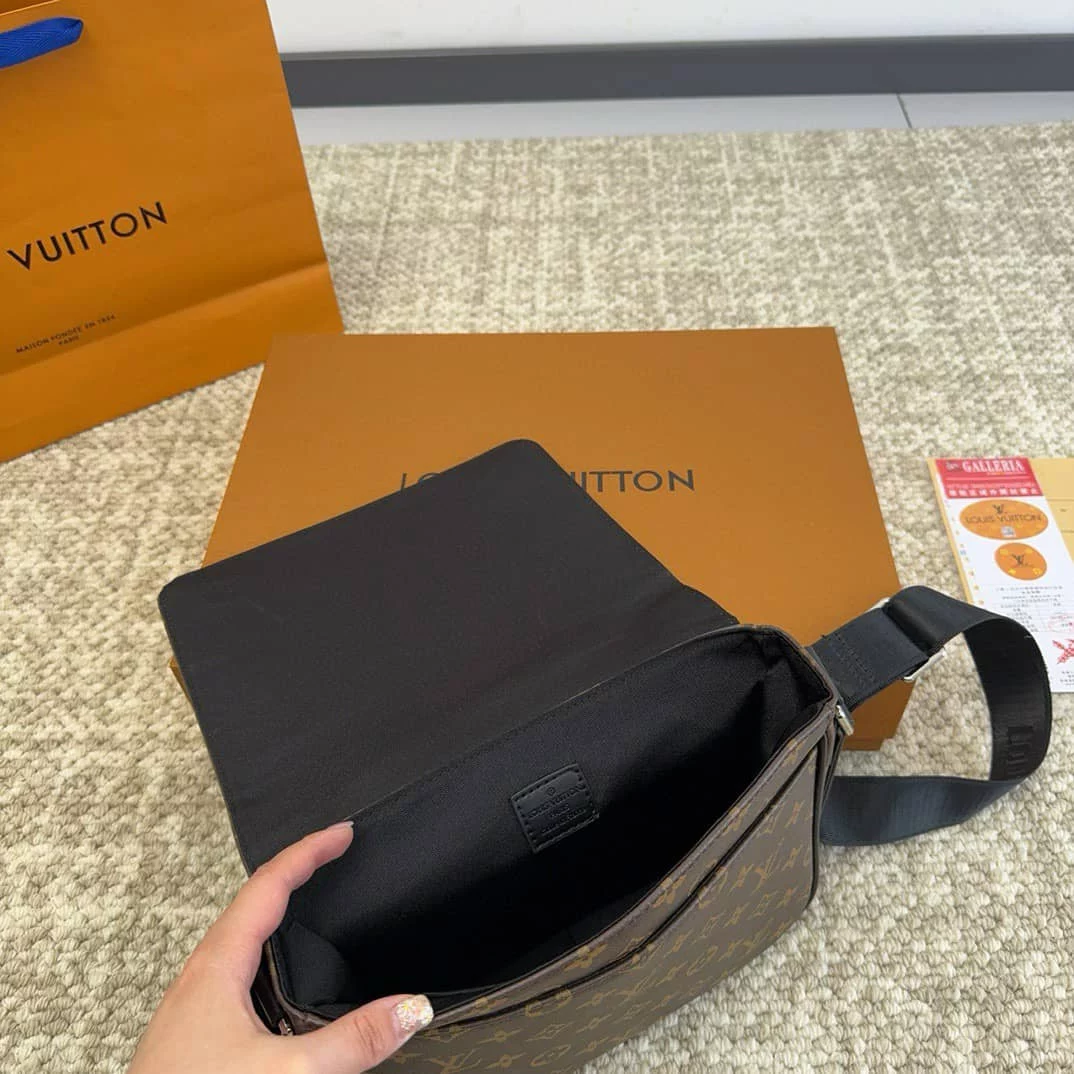 WORLDWIDE ZIP UP OVERSIZED SWEAT IN WASHED BLACK - Image 2